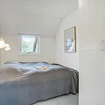Сasa de vacaciones Edvi - 1-6km From The Sea By Interhome *