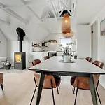 Edvi - 1-6km From The Sea By Interhome