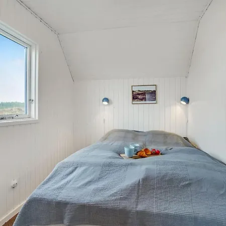 Edvi - 1-6km From The Sea By Interhome