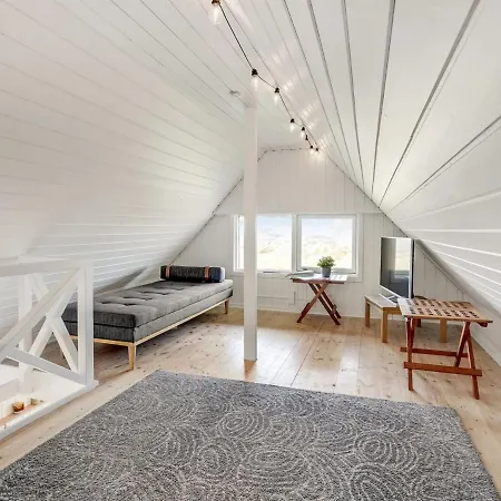 Edvi - 1-6km From The Sea By Interhome *